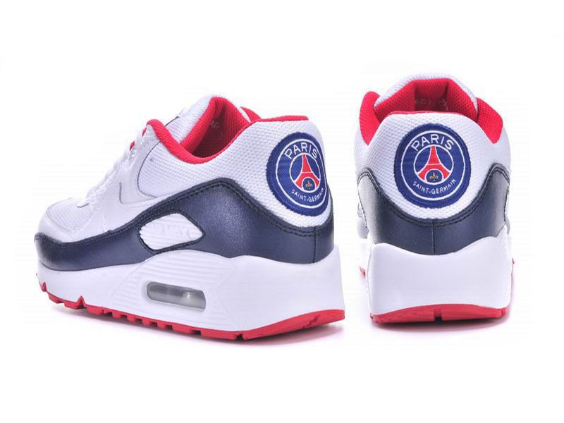 nike internationalist noir